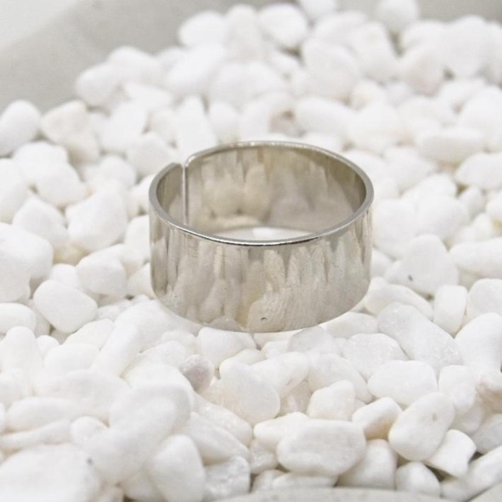 Polished Silver Band